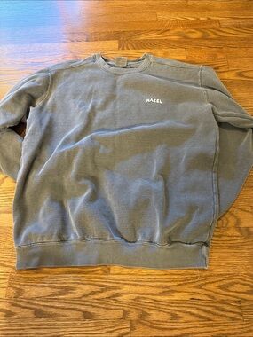hazel Crewneck Sweatshirt Size Medium